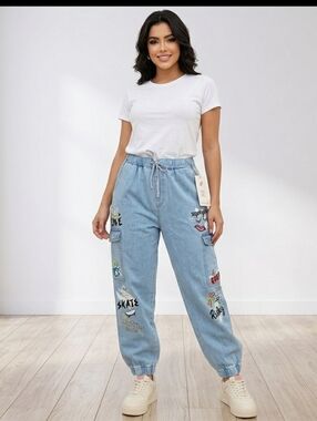 Almost Famous Womens Print Jeans. Size Xl